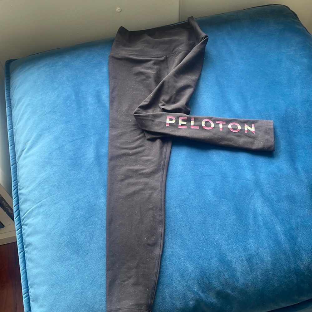 EUC Peloton Leggings